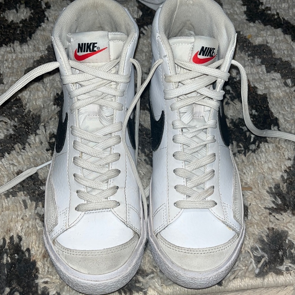 Nike Blazers ‘77 Mid